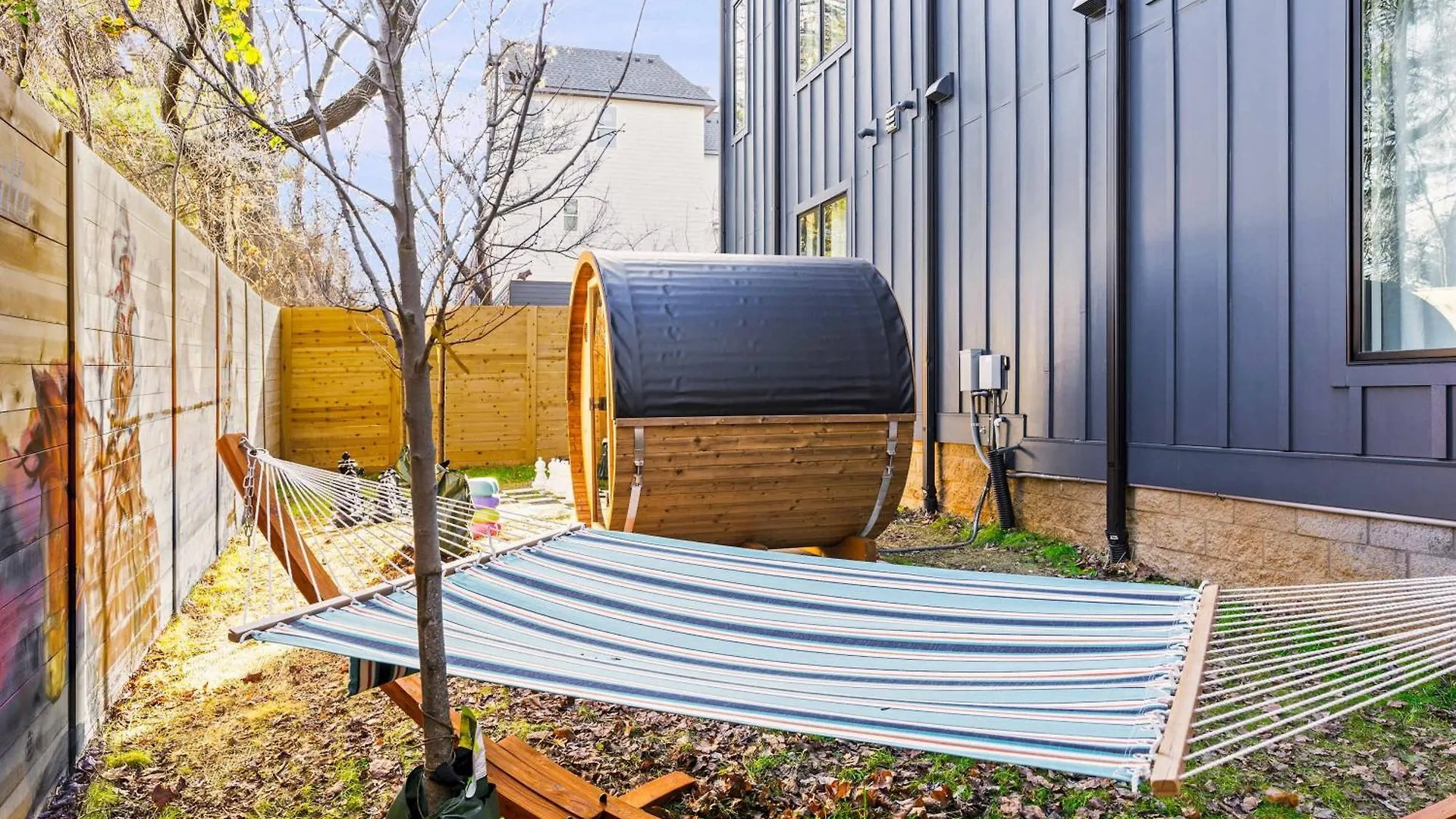 Rooftop Hot Tub Game Room Barrel Sauna Nashville