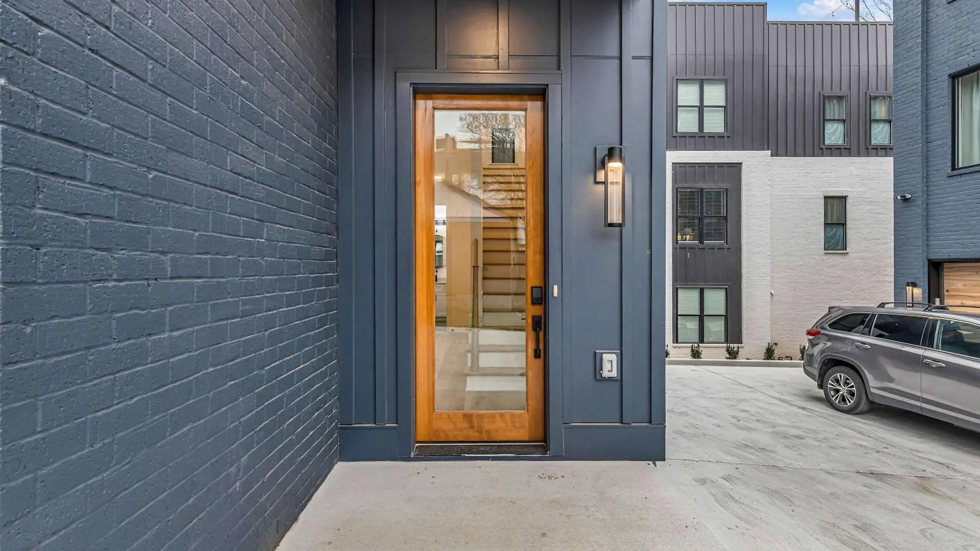 Rooftop Hot Tub Game Room Barrel Sauna Nashville