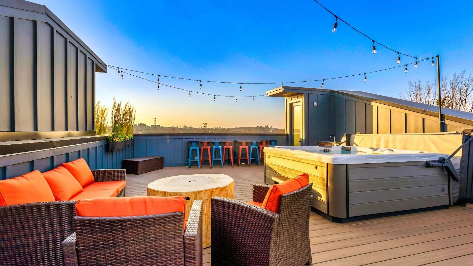 Rooftop Hot Tub Game Room Barrel Sauna Nashville Casa vacanze