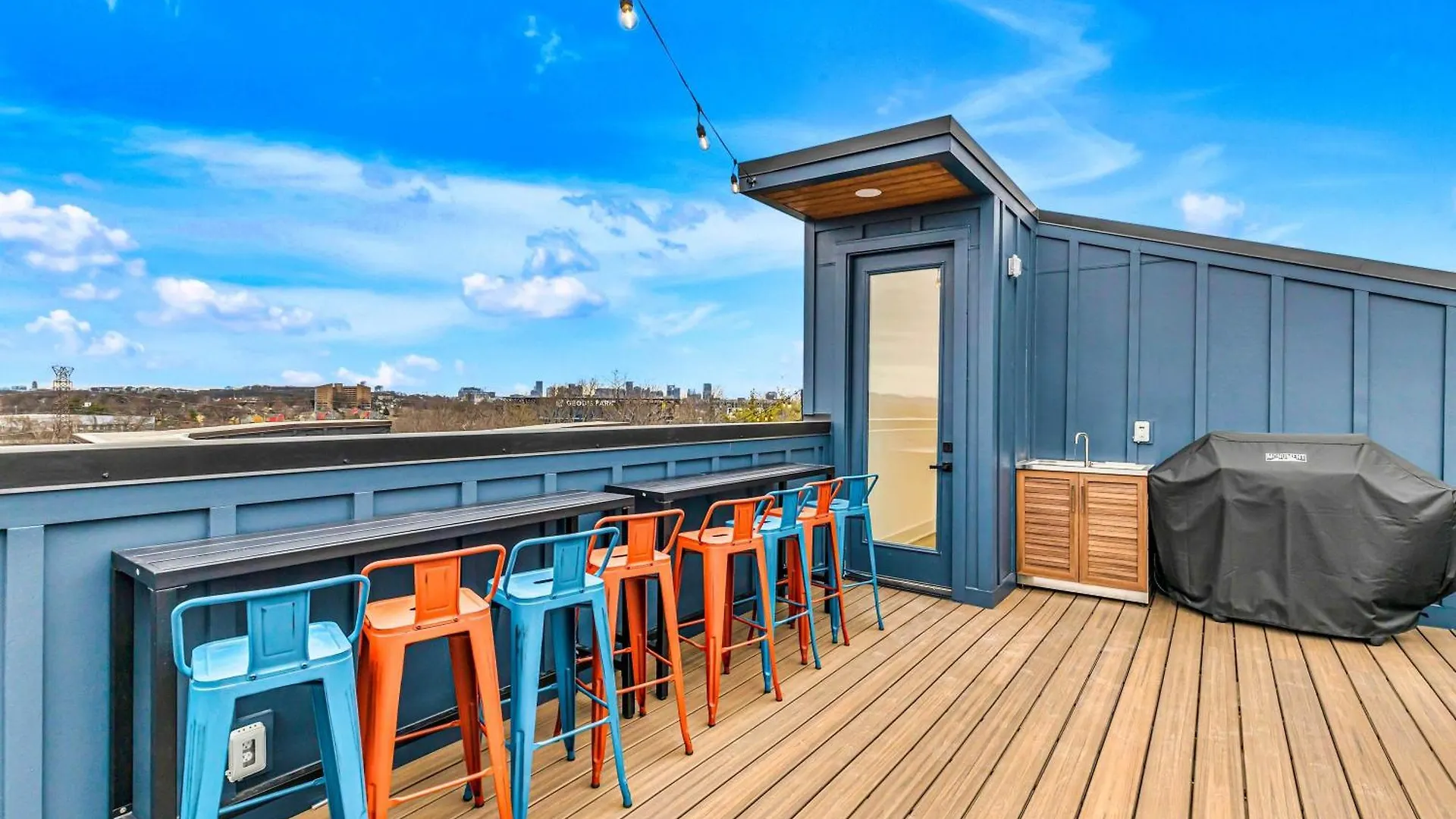 Rooftop Hot Tub Game Room Barrel Sauna Nashville Stati Uniti
