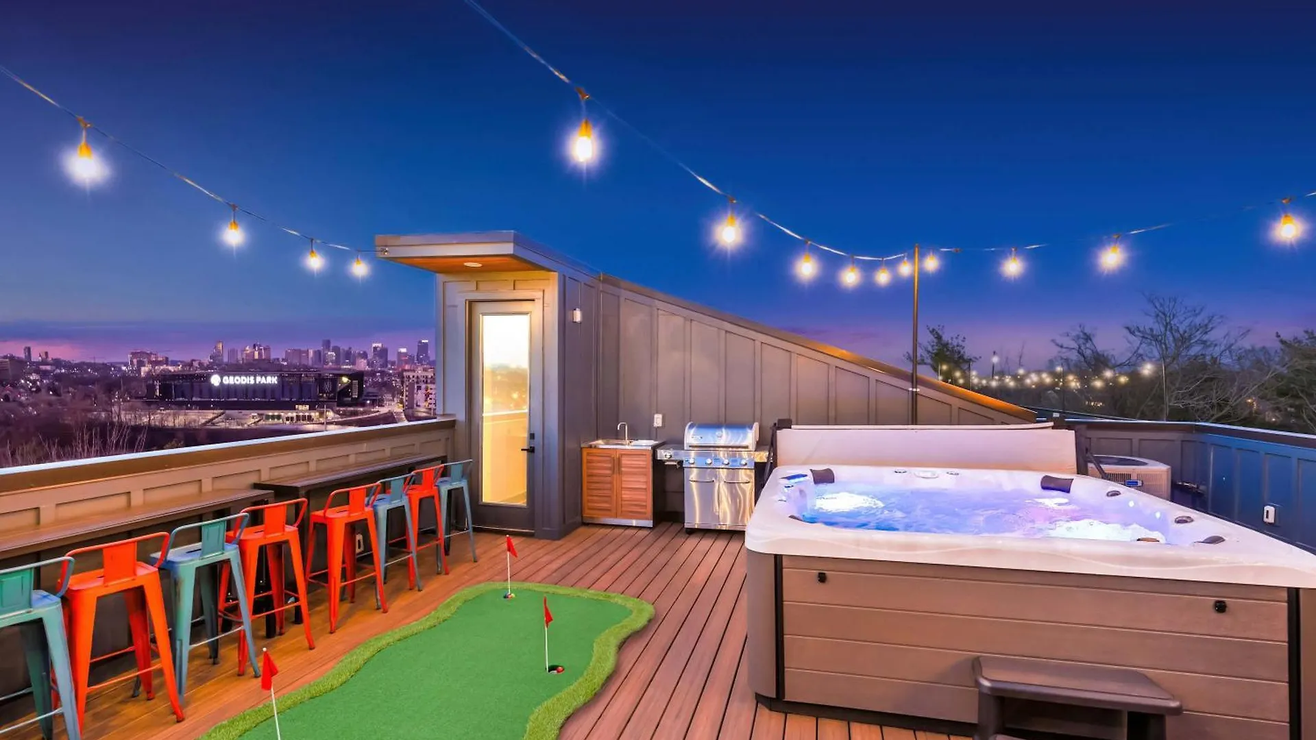 Rooftop Hot Tub Game Room Barrel Sauna Nashville Casa vacanze